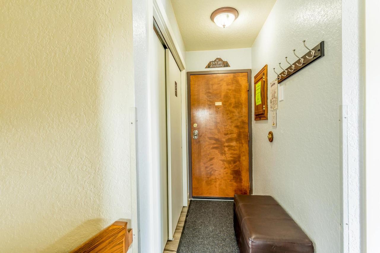 Altitude Adjustment Apartment Уайтфиш Екстериор снимка